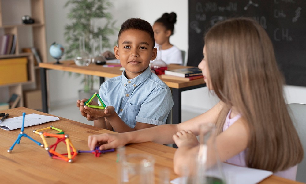 How to Choose the Right English Tuition in Singapore for Your Child