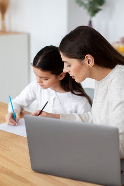 How Tuition Agency Assignments Benefit Tutors and Parents in Singapore
